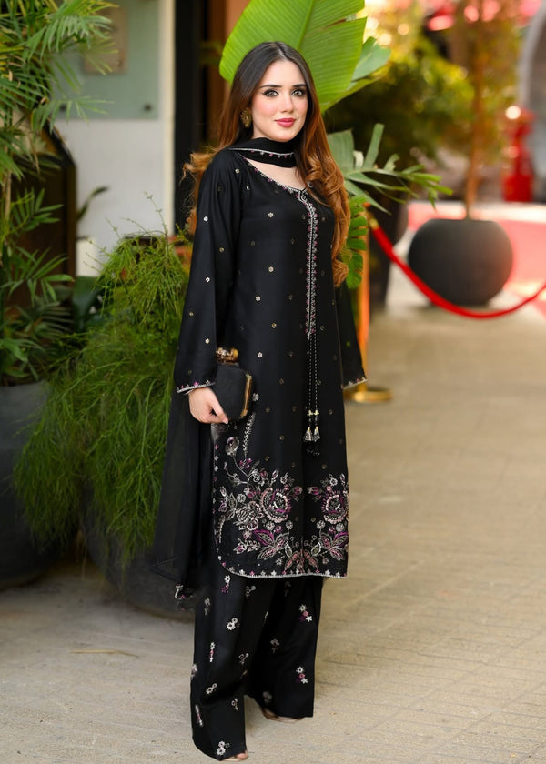 Zoya Embroidered 3-Piece