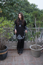 Sparrow Embroidered 2Pc