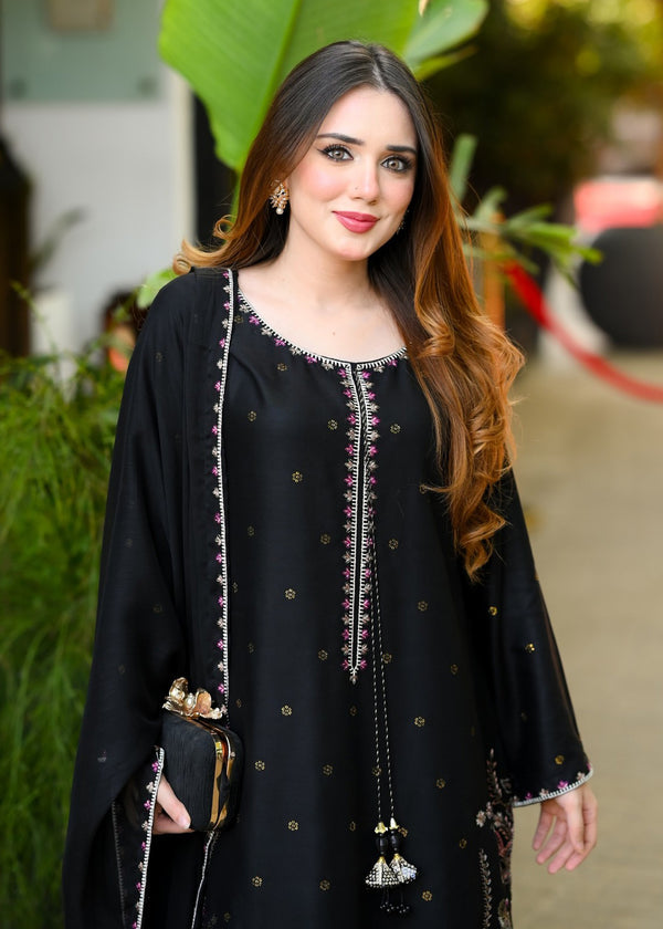 Zoya Embroidered 3-Piece