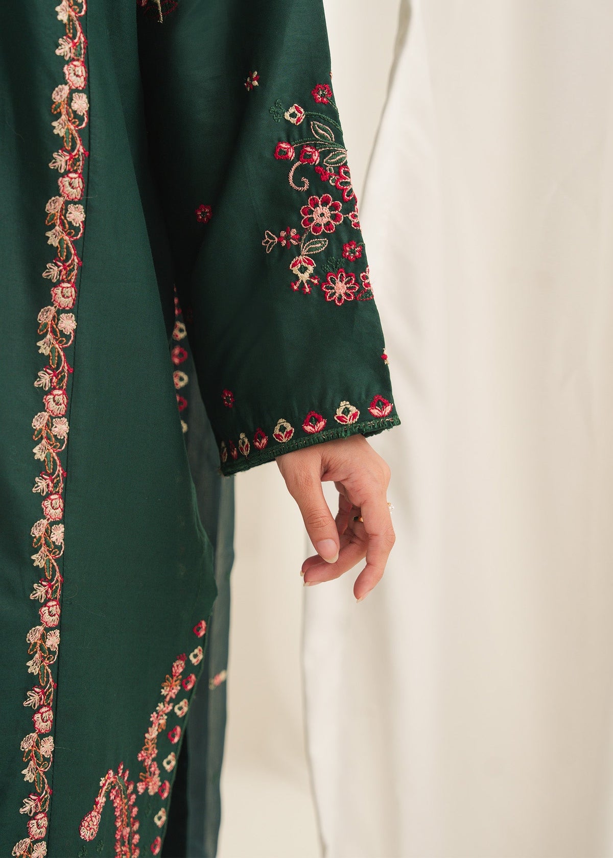 NAINA 3-PIECE