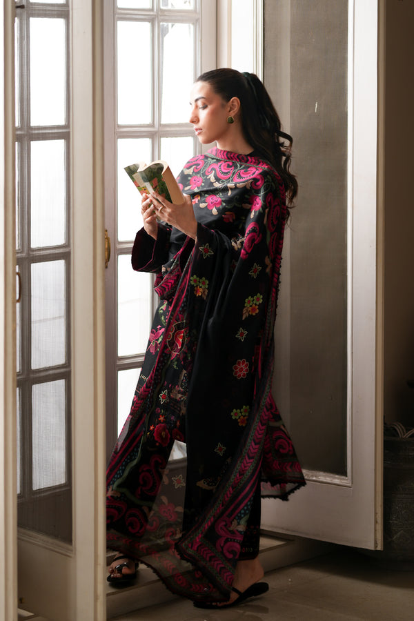 Black Muse Embroidery 3PC