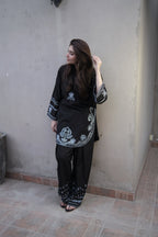 Sparrow Embroidered 2Pc