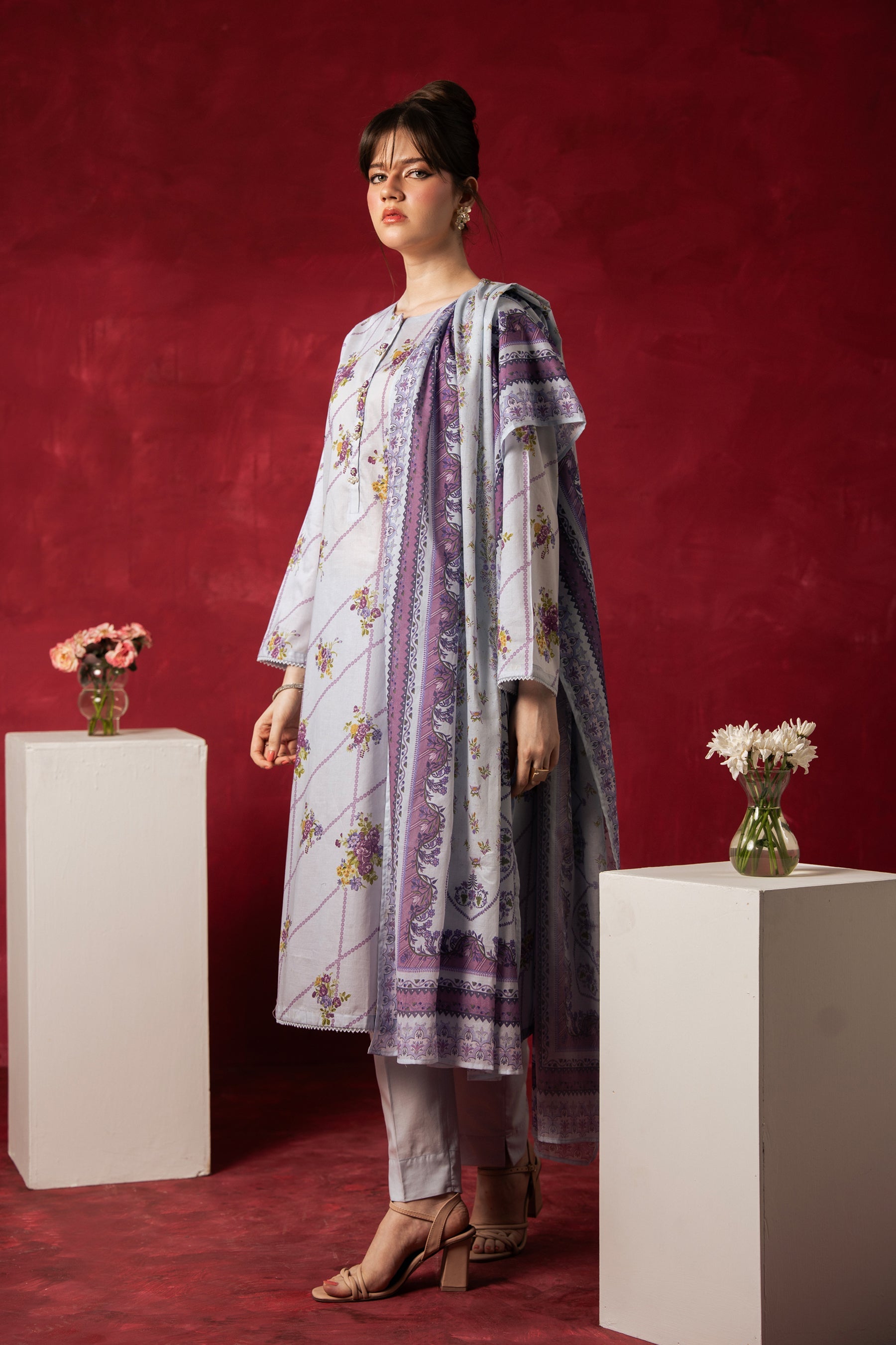 PRINTED LAWN STITCHED 3 PIECE SUIT