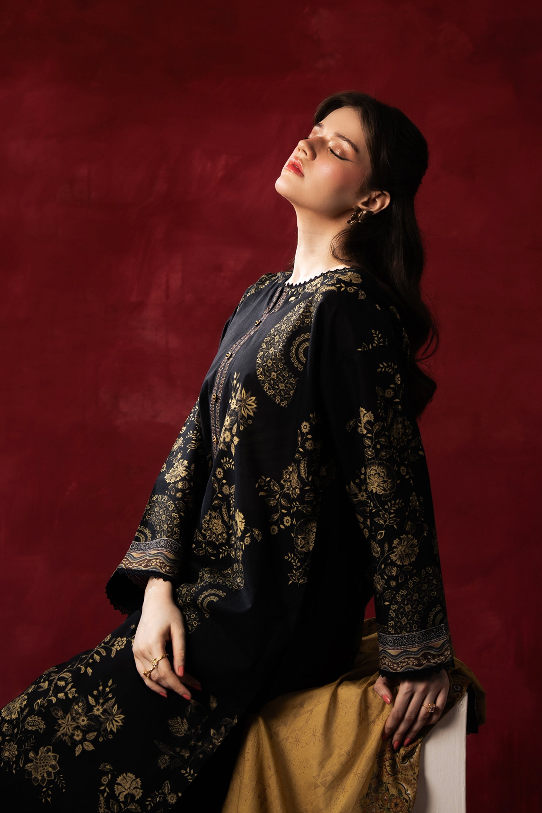 PRINTED LAWN STITCHED 3 PIECE SUIT
