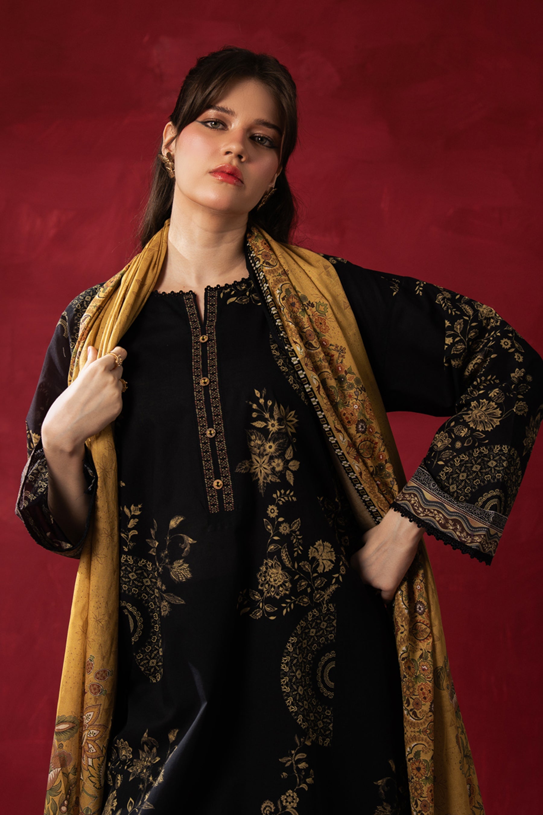 PRINTED LAWN STITCHED 3 PIECE SUIT