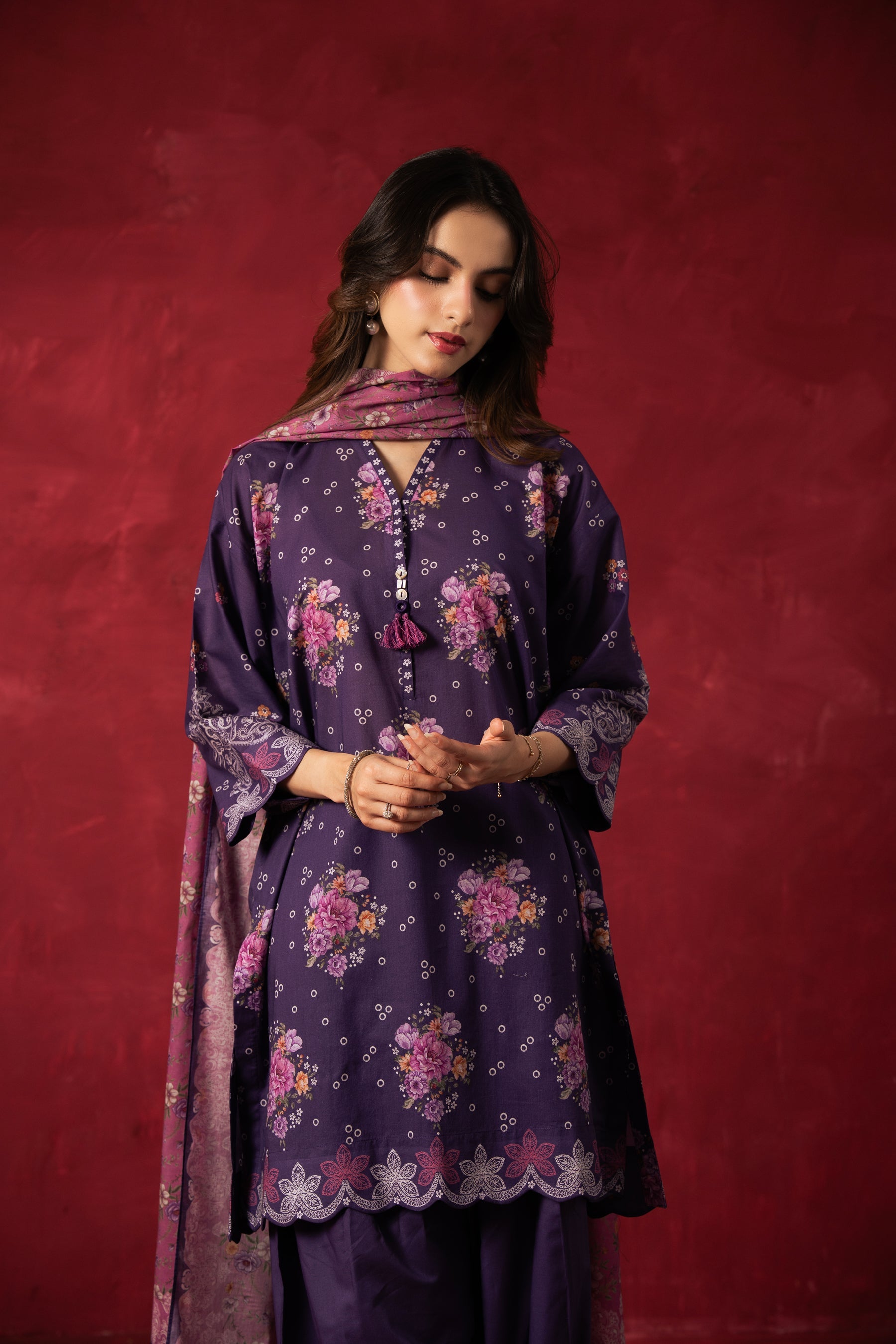 PRINTED LAWN STITCHED 3 PIECE SUIT
