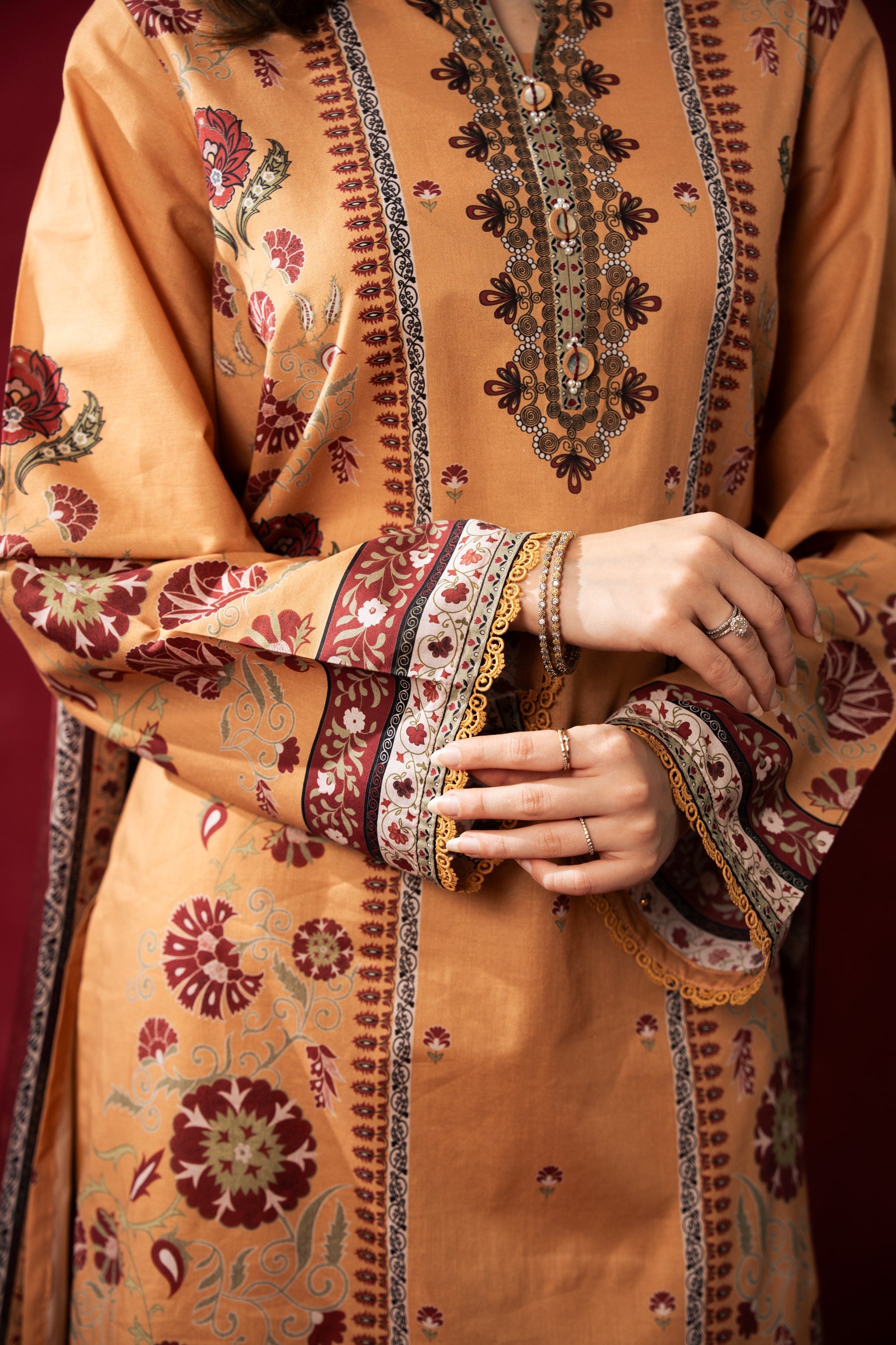 PRINTED LAWN STITCHED 3 PIECE SUIT
