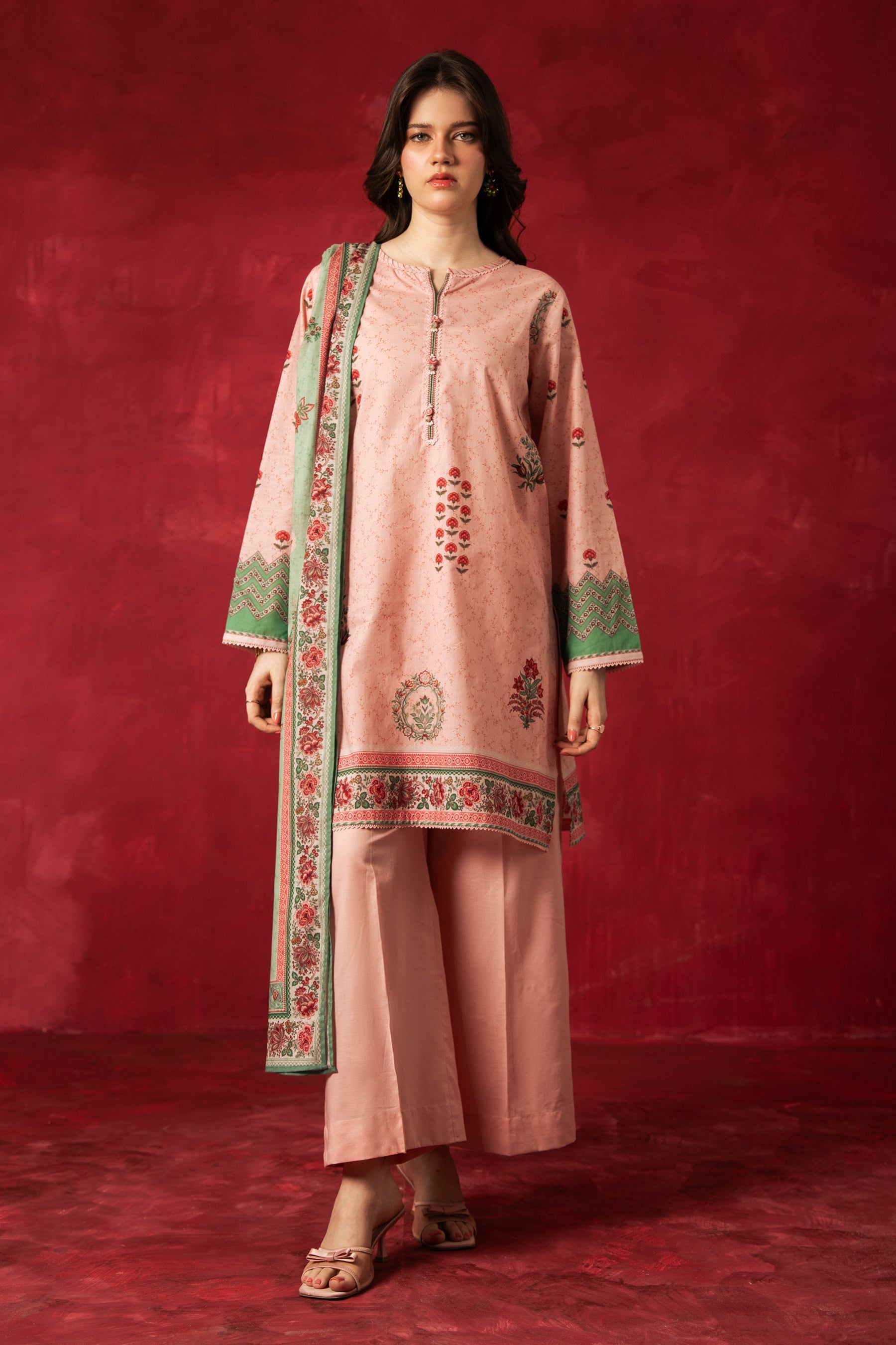 PRINTED LAWN STITCHED 3 PIECE SUIT