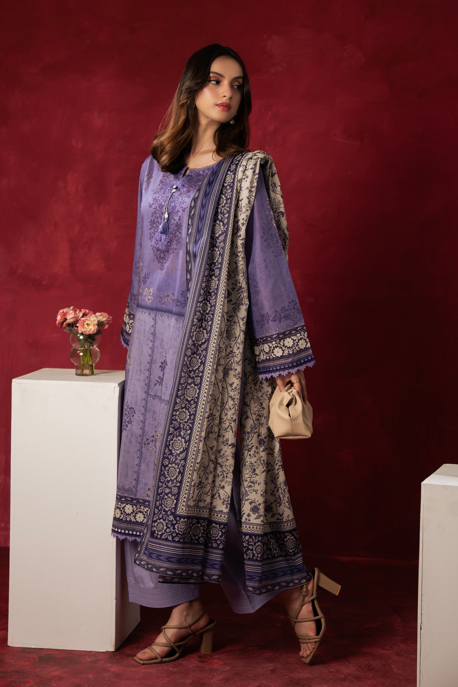 PRINTED LAWN STITCHED 3 PIECE SUIT