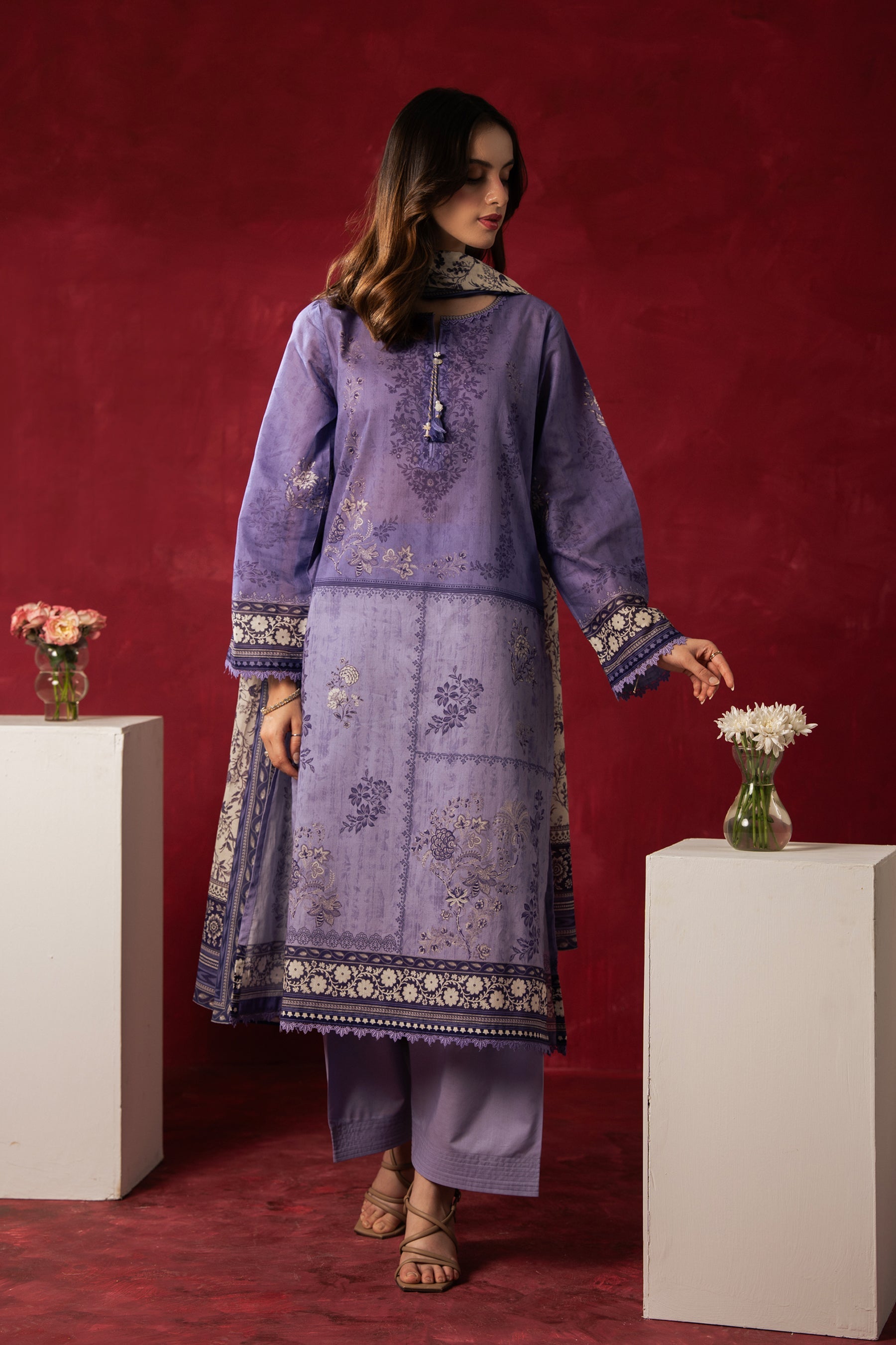 PRINTED LAWN STITCHED 3 PIECE SUIT