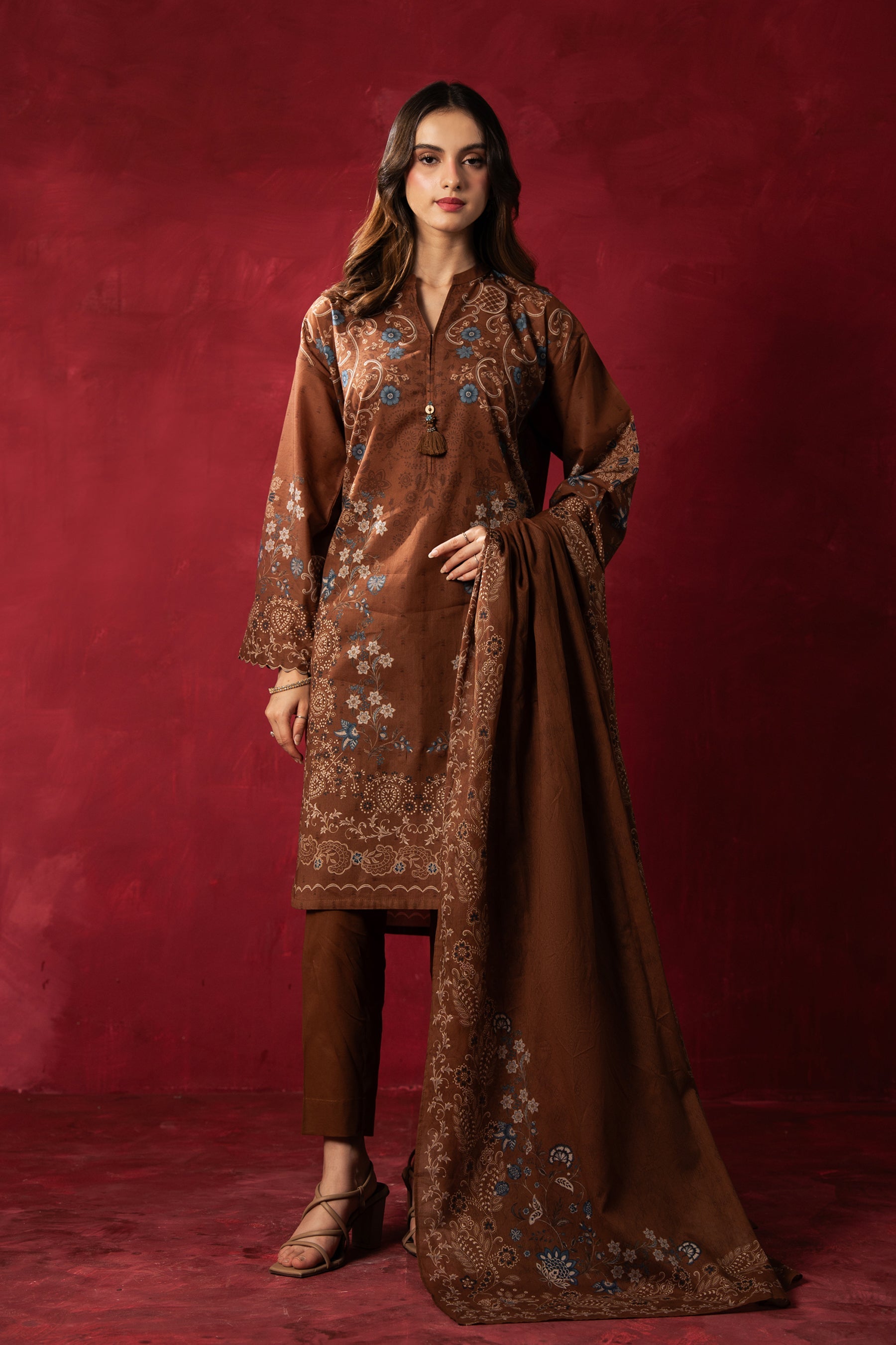 PRINTED LAWN UNSTITCHED 3 PIECE SUIT