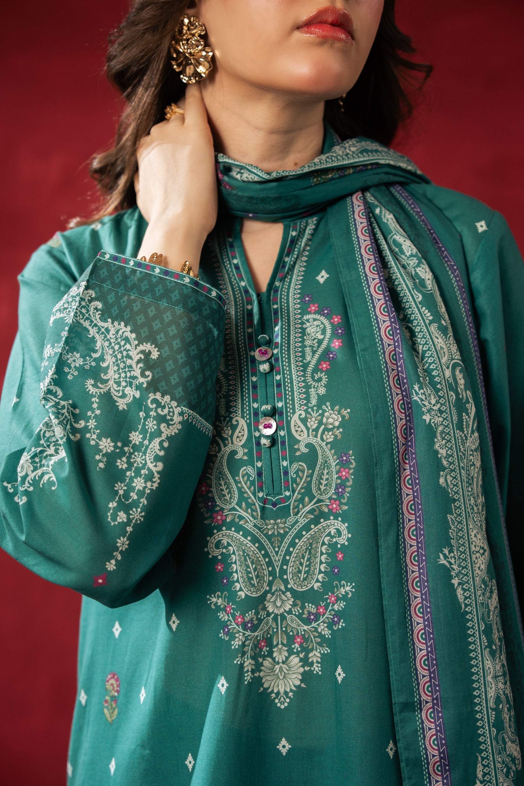 PRINTED LAWN UNSTITCHED 3 PIECE SUIT